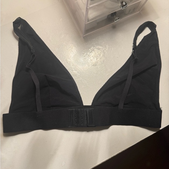SKIMS Black Bralette - Picture 8 of 11